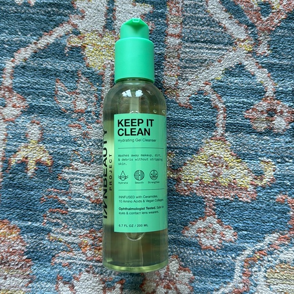 Inn Beauty Project Keep It Clean
Hydrating Gel Cleanser - Picture 5 of 5